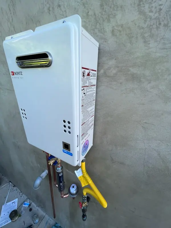 Tankless water heater installation for Palm Beach Farms homes